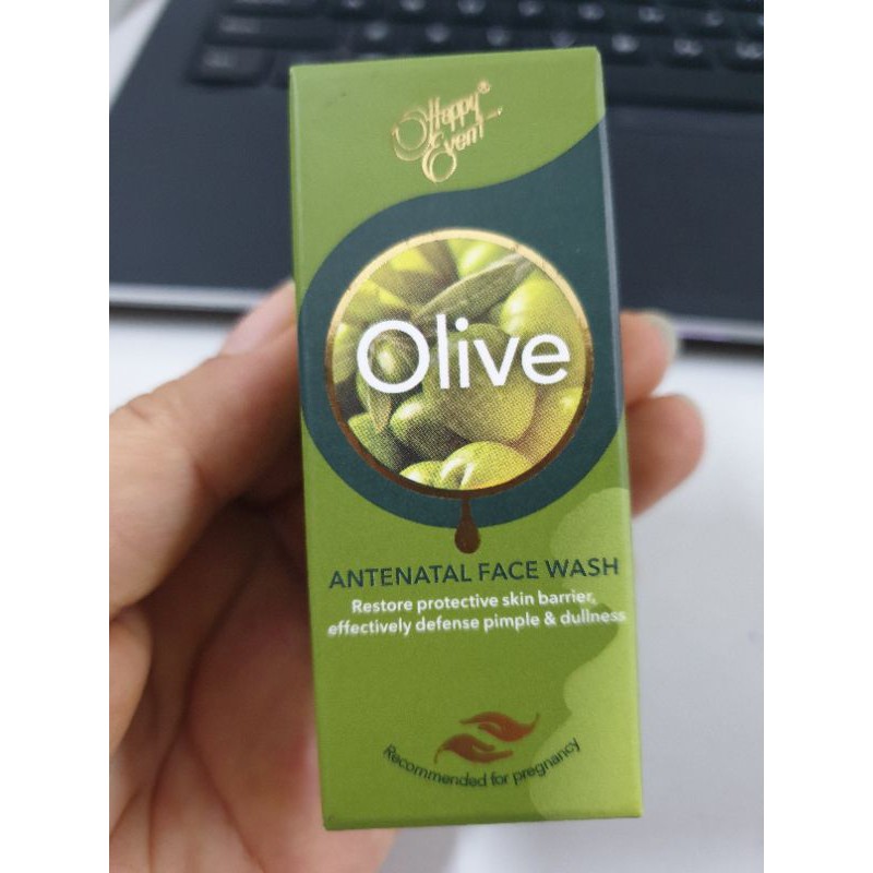 Sữa rửa mặt happy event 30ml Olive của Rohto