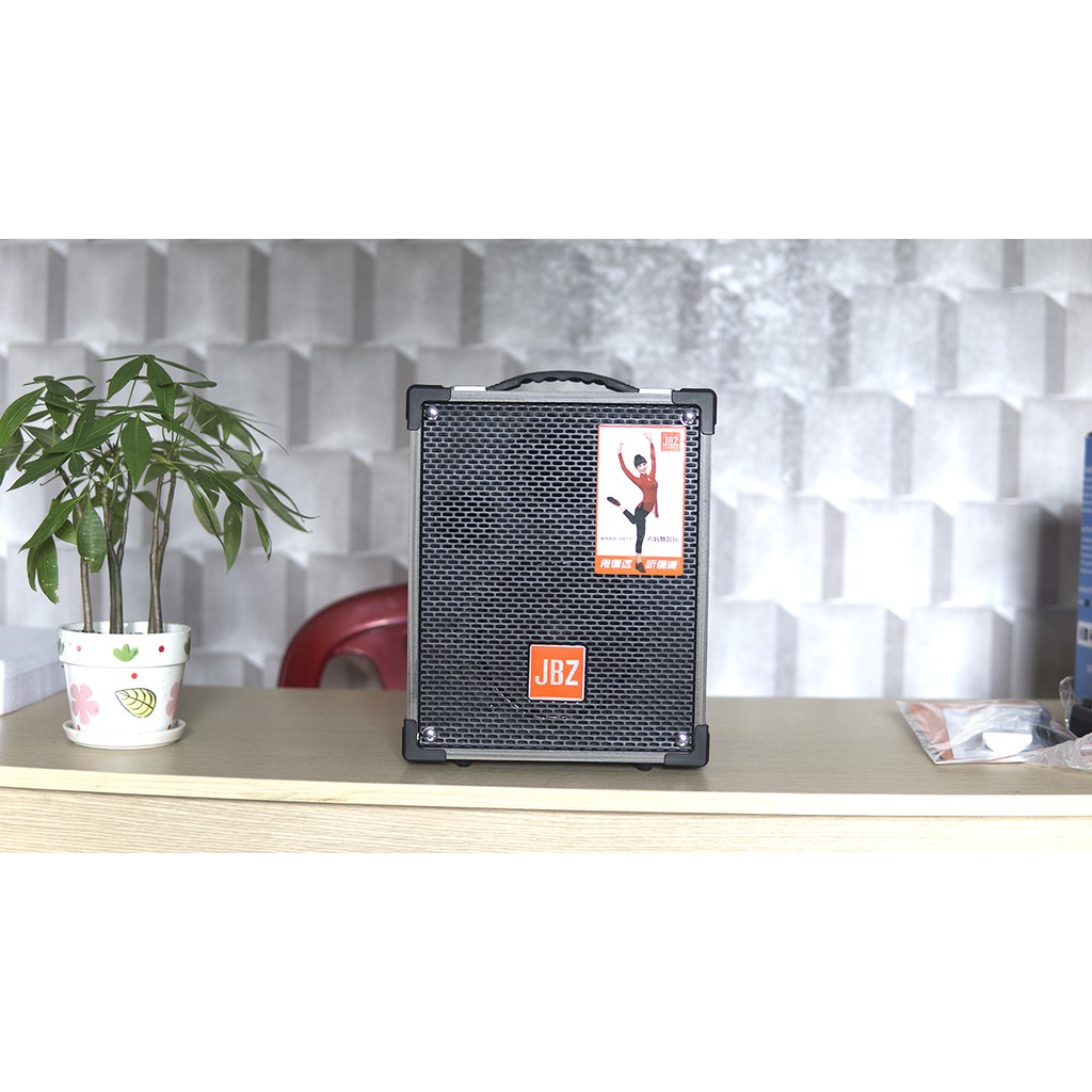 LOA KÉO DI ĐỘNG JBZ 106