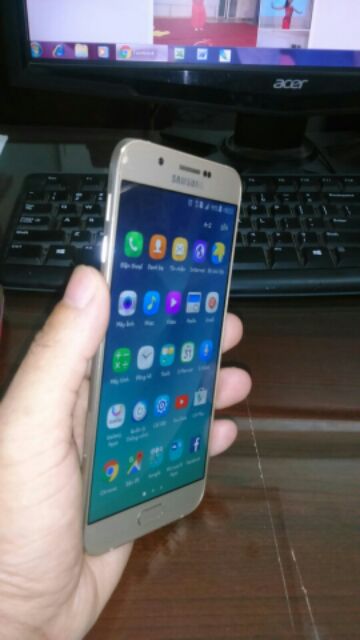 Samsung A8