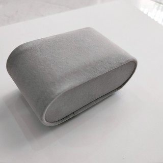 Cục Mút Đựng Đồng Hồ