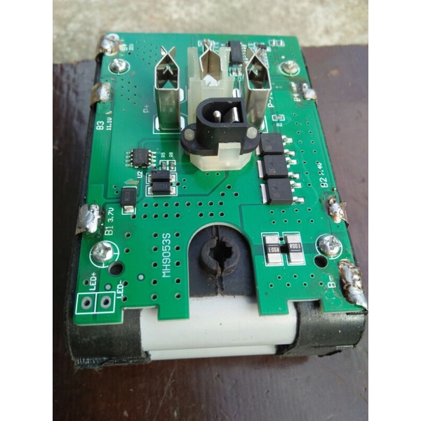 Pin 18 đến 21 volt Trung Quốc Ba Khe đều dành cho máy bulông bắt vít dòng xả 40 a