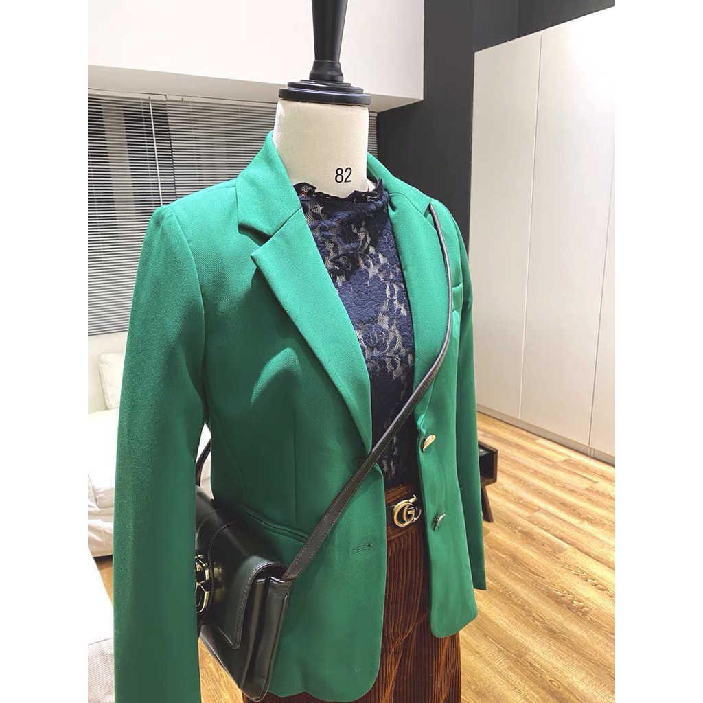 Áo blazer xanh lá mix được nhiều kiểu ,vest nữ dáng vừa | BigBuy360 - bigbuy360.vn