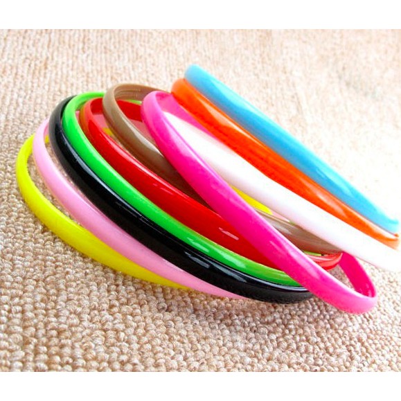 Combo 10 cây cài tóc thời trang. Đủ màu ngẫu nhiên không chọn màu. Bản rộng 0.8cm. Giá 50k/10 cây