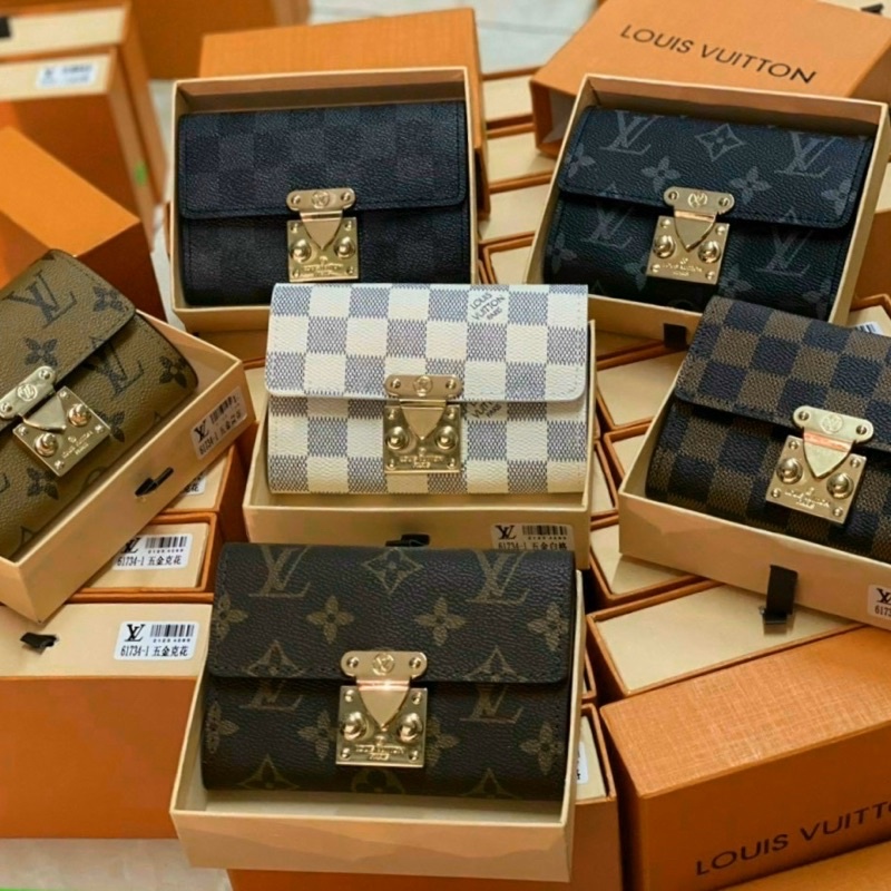 Mẫu ví ngắn khoá vuông hàng chuẩn loại 1 ( có hộp)