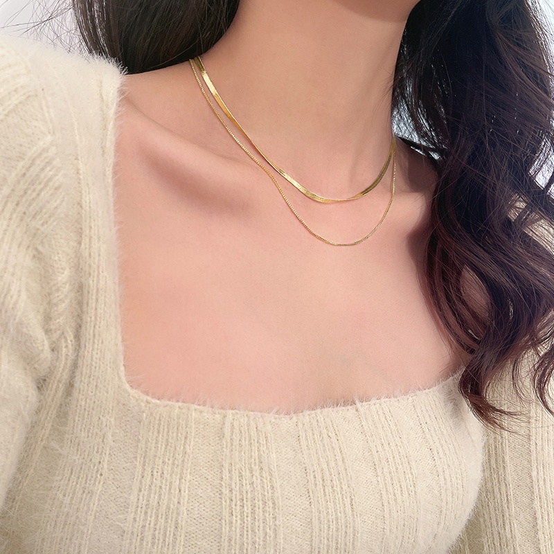 Koreannonfadenecklaceedsnakechain