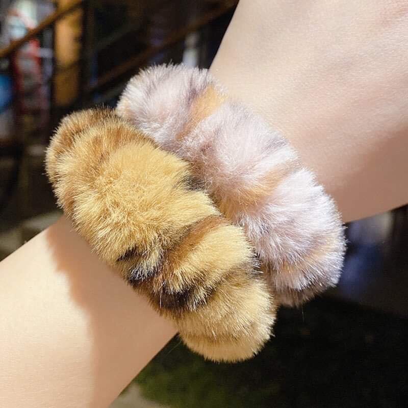 Chun buộc tóc lông vằn loang, chun cột tóc scrunchies