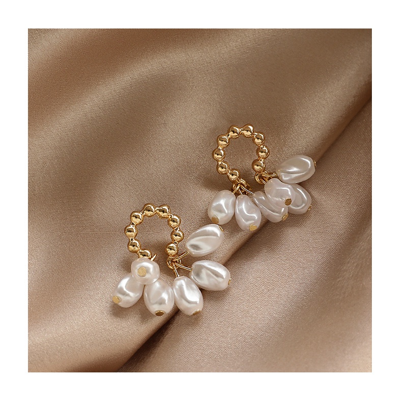 Khuyên tai đính ngọc phong cách Hàn Quốc thời trang cho nữ