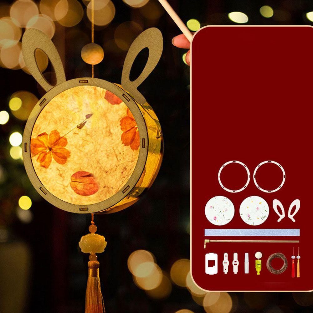 Lồng Đèn Bằng Gỗ Thủ Công Dùng Trang Trí Lễ Valentine 3