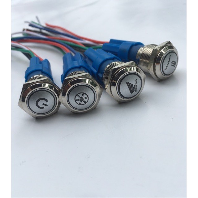 Công Tắc Led Logo on/0ff Kèm rắc cắm đi kèm chống nước