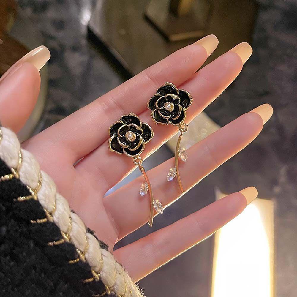 Đôi Khuyên Tai Dài Hình Hoa Đính Đá Thời Trang Cho Nữ