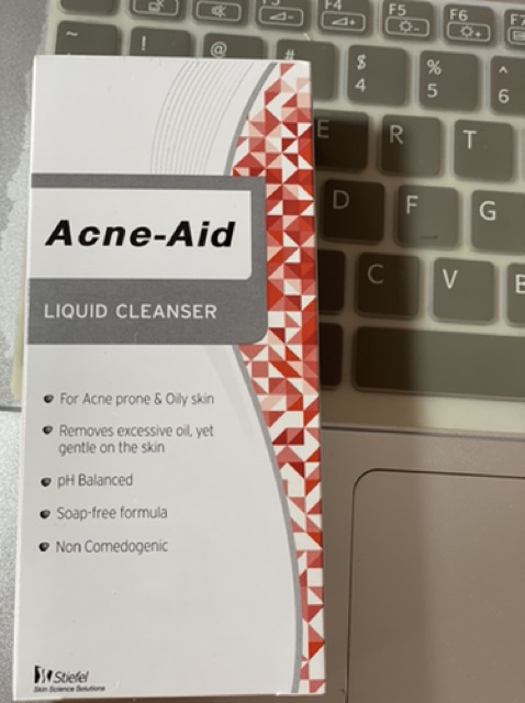 Sữa rửa mặt Acne-Aid Liquid Cleanser 100ml Stiefel