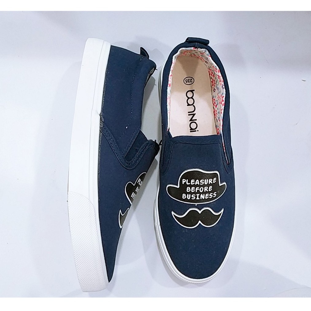 Giày slip on nữ râu cá tính - GTTG24 -  Giày mọi | BigBuy360 - bigbuy360.vn
