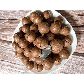 100g mắc ca sấy chín nứt vỏ