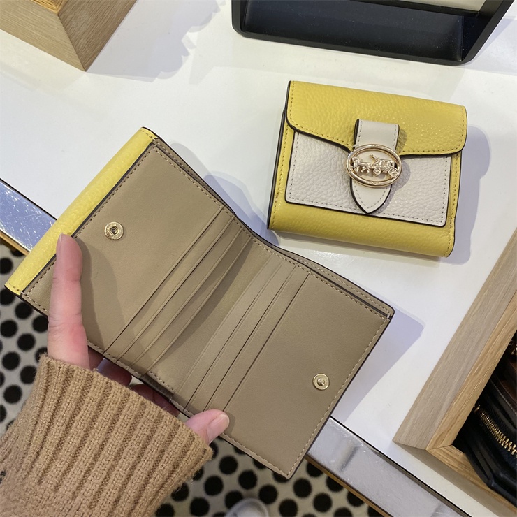 Ví Ngắn Cầm Tay Có Ngăn Đựng Thẻ Tròn Cỡ Nhỏ In Nhãn Hiệu Coach Georgie/6791 7250 4103