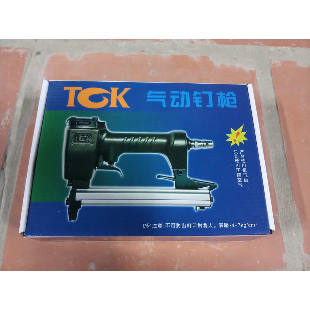 Súng bắn đinh, gim U TCK 1013J