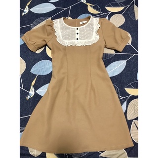 Pass váy size S màu nâu nhạt