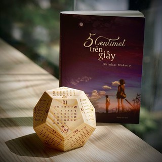 Lịch Gỗ Để Bàn Cao Cấp 2019 (Tặng Vòng Tay Tỳ Hưu May Mắn)