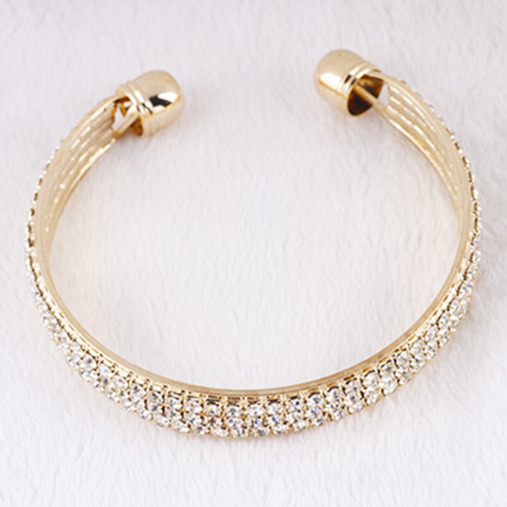 Vòng Đeo Tay Dạng Hở 3 Hàng Đính Đá Lấp Lánh Dành Cho Cô Dâu