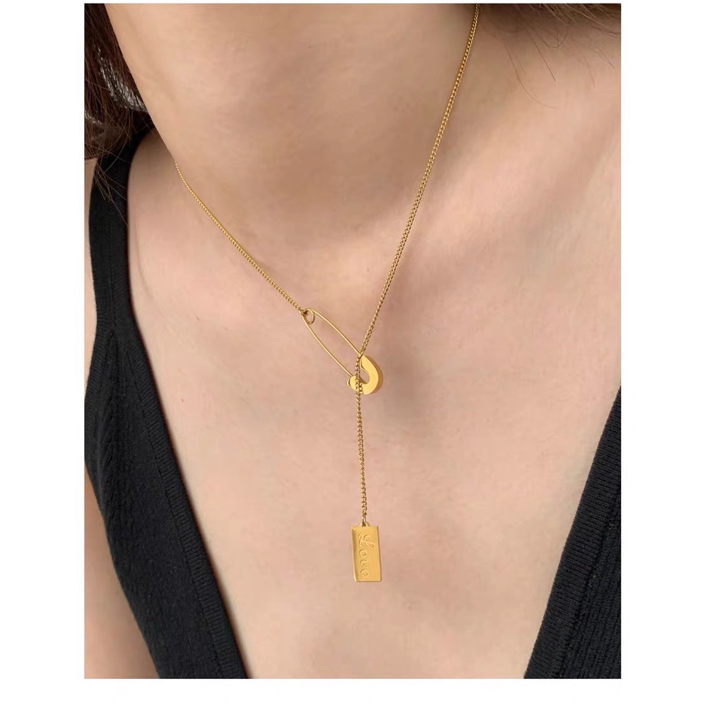 Dây chuyền dáng ngắn bằng thép titan mạ vàng 18k phong cách Âu Mỹ sang trọng thời trang