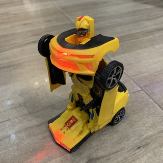 Đồ Chơi Siêu Xe Biến Hình Thành Robot (Màu Sắc Ngẫu Nhiên) [ ĐỒ CHƠI TRẺ EM]