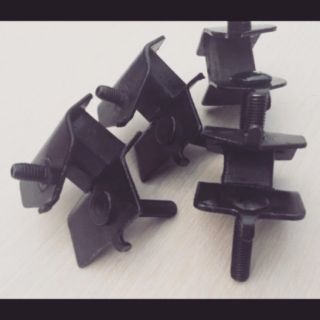 Chân máy phát điện 5kw ren 10ly