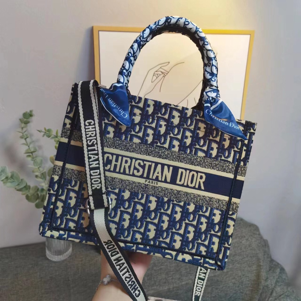 Túi Vải Thổ Cẩm Size 26,5cm Hàng Cao Cấp Full Bocx Kèm Dây Đeo Bản To và khăn