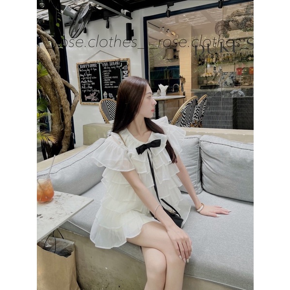 Luna Top thiết kế tầng xoè phối nơ freesize màu trắng tiểu thư