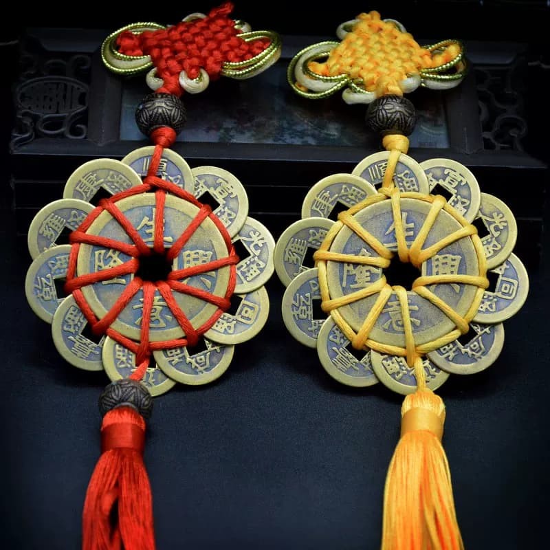 Dây treo trang trí ô tô đồng tiền xu may mắn | Shopee Việt Nam