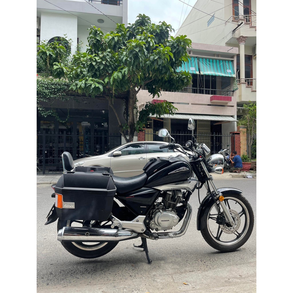 THÙNG HÔNG GIVI E23 VÀ BAGA HÔNG GIVI SBL2000