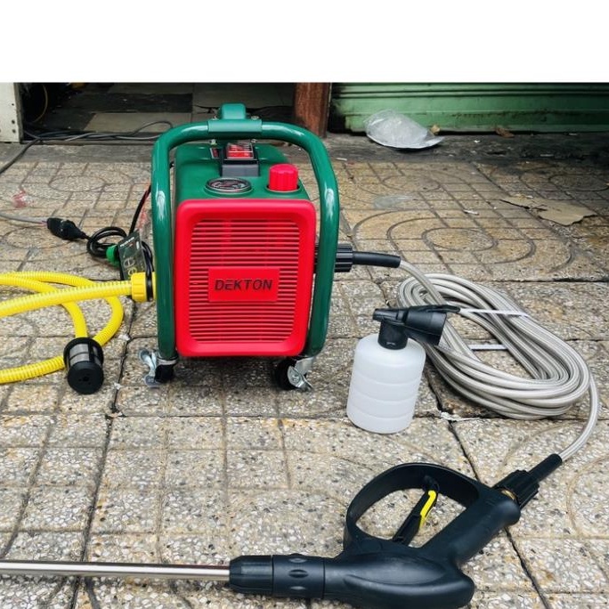 Máy xịt rửa xe chỉnh áp Dekton DK-CWR3000F công suất 3000W áp lực mạnh tẩy rong, vệ sinh nhà cửa