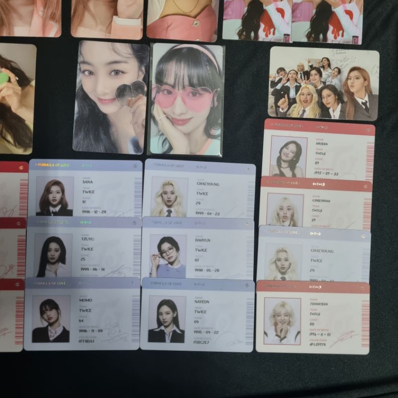 Ảnh thẻ card TWICE đợt album Formula Of Love