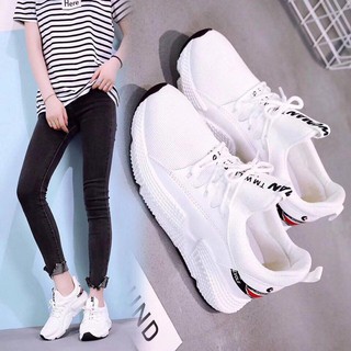 Giày thể thao nữ trắng gót cá mập size 35-->39