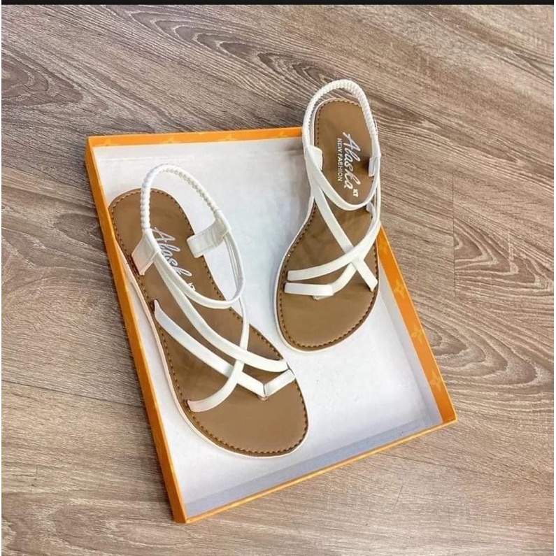 Sandal nữ đi học đế bằng kẹp xỏ ngón quai hậu mảnh đẹp rẻ thời trang