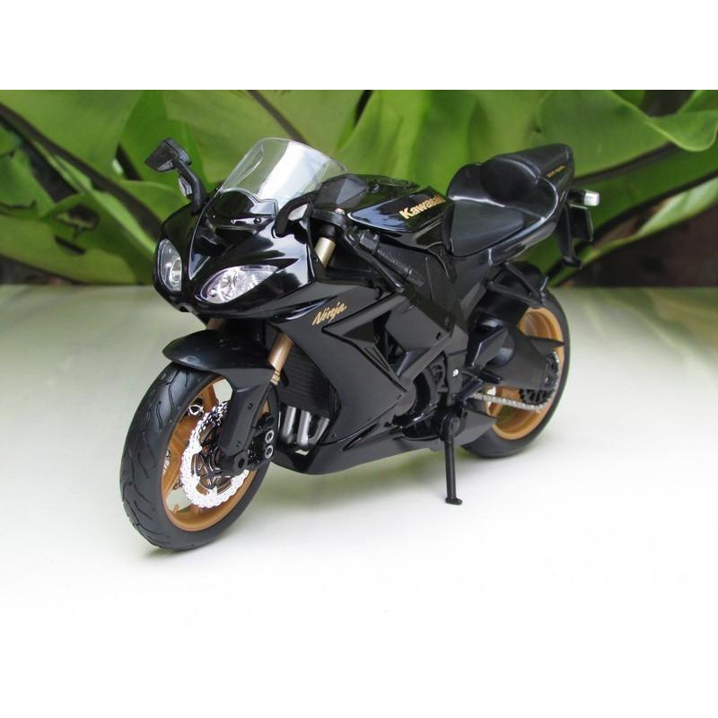 XE MÔ HÌNH MOTO Siêu xe Huyền Thoại KAWASAKI Ninja ZX-10R 2010 Black | MAISTO tỷ lệ 1:12