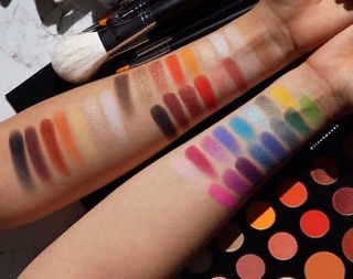 BẢNG PHẤN MẮT MORPHE JAMES CHARLES 39 Ô