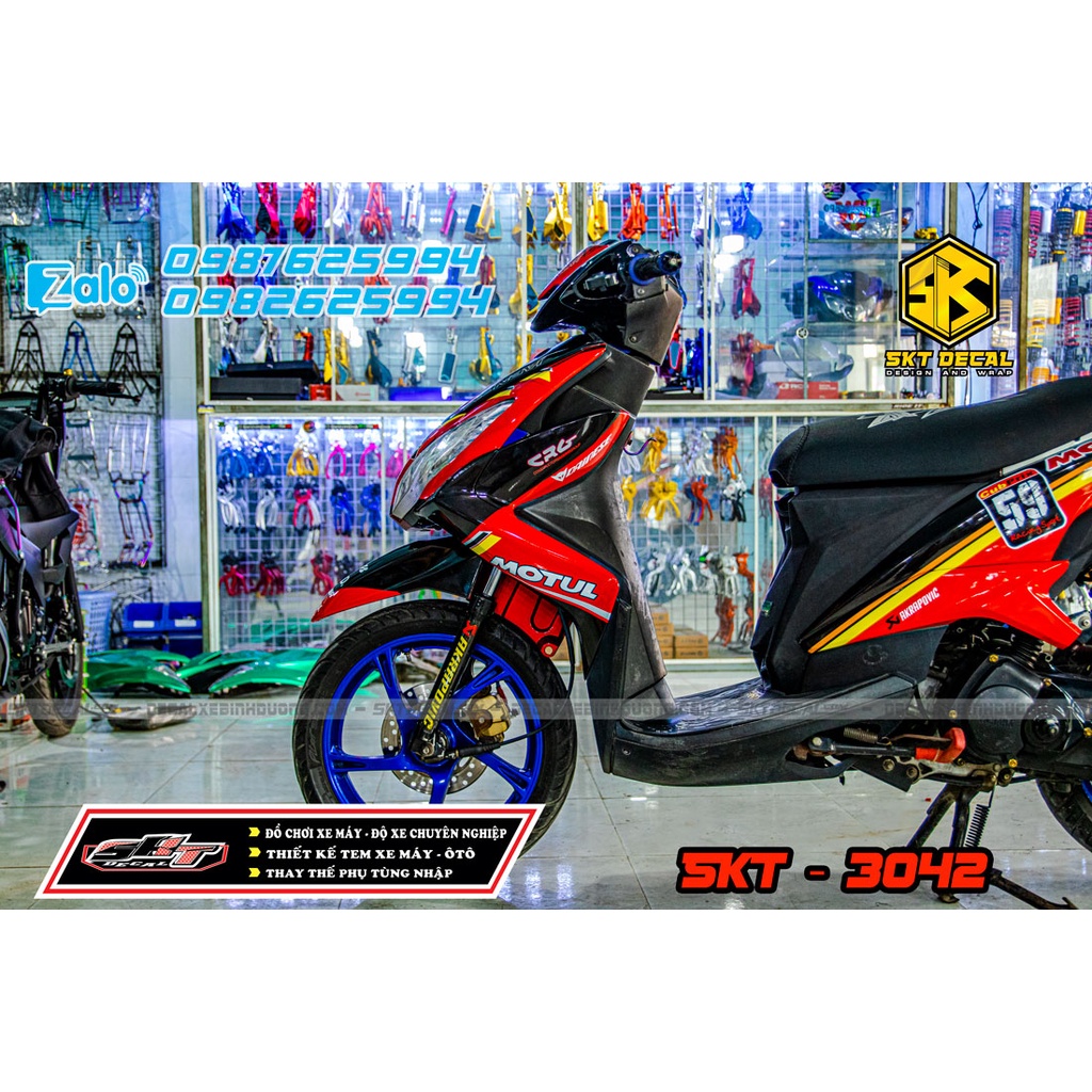 Tem trùm luvias đỏ đen sticker