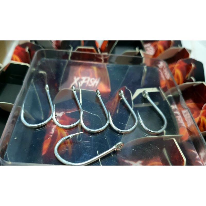 Lưỡi xfish cao cấp. siêu bén, tải 43kg, ko sét ,tặng mani bò