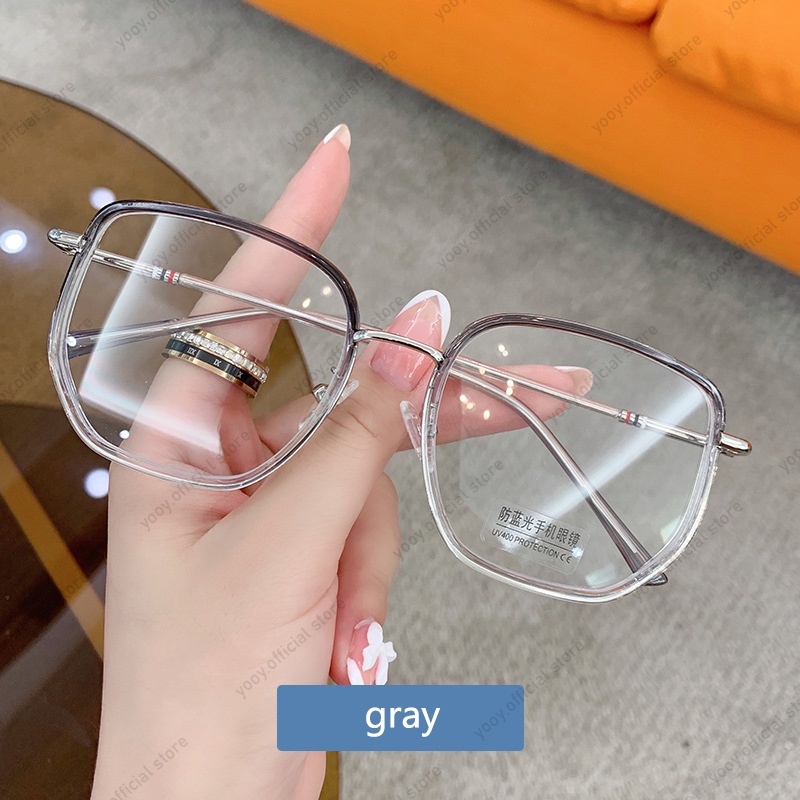 Mắt kính chống bức xạ thiết kế thời trang