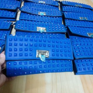 Ví Dài Nạm Đinh Cá Tính (Có quai đeo)