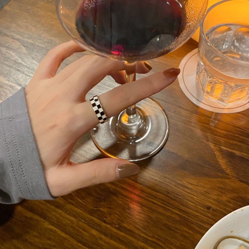 Nhẫn thời trang họa tiết kẻ ô đơn giản có thể điều chỉnh kích thước