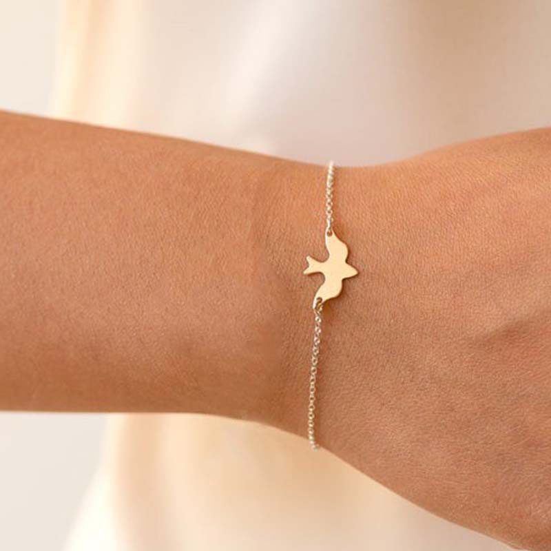 Vòng đeo tay đơn giản phong cách chim bồ câu