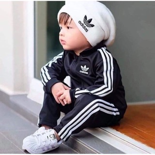 Bộ thể thao adidas trẻ e