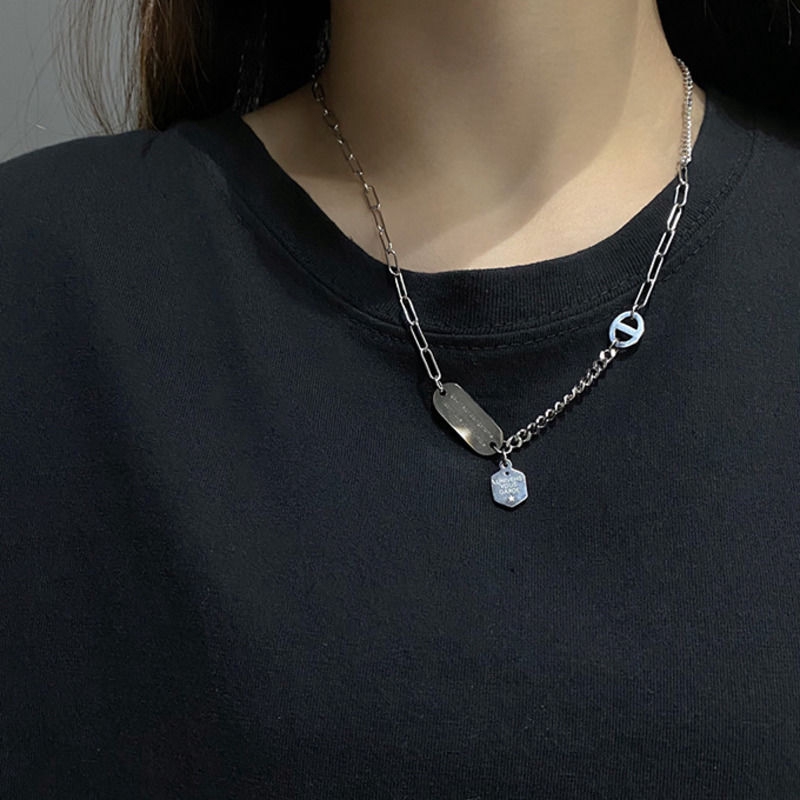 Dây Chuyền Thép Titan Phối Mặt Khắc Chữ Phong Cách Hàn Quốc 22471