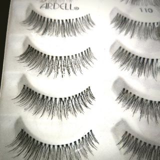 Lông mi Ardell Natural Lashes auth