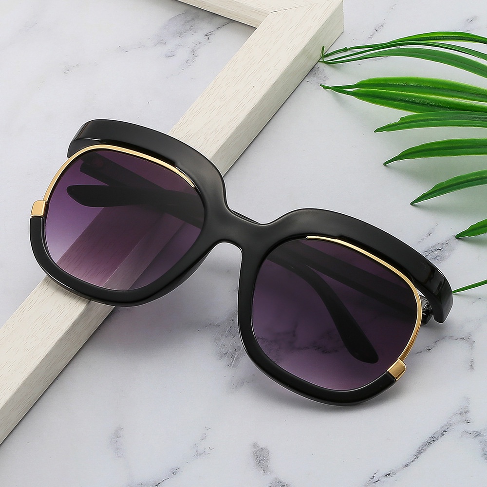 Kính Mát Tròng Hình Học Cho Nam Nữ