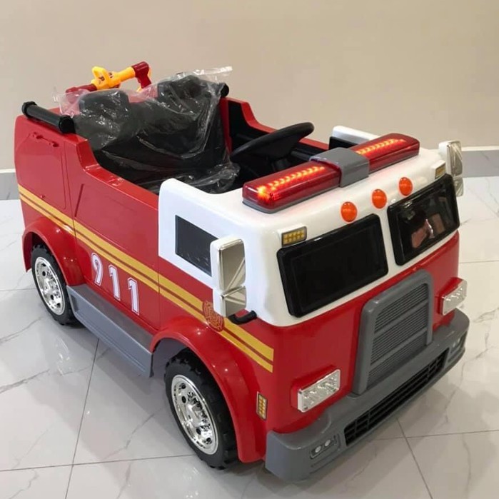 Ô tô xe điện đồ chơi cứu hỏa LL-911 cho bé mô hình 2 chỗ vận động ngoài trời (Đỏ-Đen)
