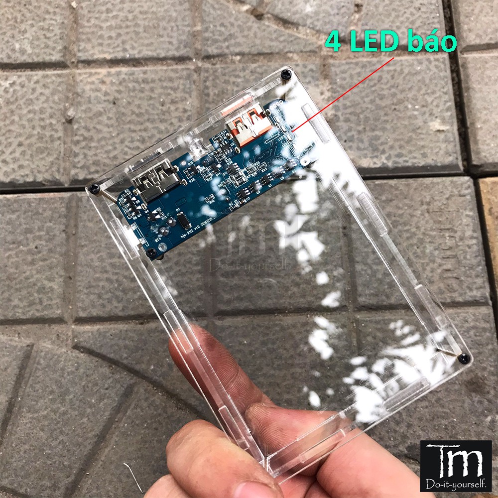 [Mã ELMSM3 giảm 20K đơn bất kì] Box Sạc Dự Phòng Mica 4/6/8 Cell Sạc Nhanh QC | BigBuy360 - bigbuy360.vn