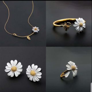 Bộ trang sức hoa cúc lớn