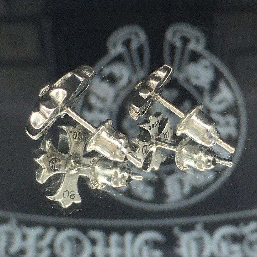 Khuyên tai Chrome Heart bạc thái S925, Bông tai nam nữ Họa tiết hoa văn Cross Cổ điển Mã BT3