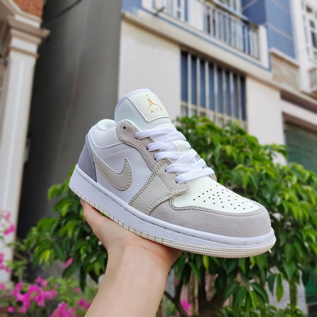 Giày 𝐉𝐨𝐫𝐝𝐚𝐧 1 low paris màu xám gót xanh nam nữ, Giày sneaker JD 1 paris cổ thấp bản đẹp 2021 | BigBuy360 - bigbuy360.vn
